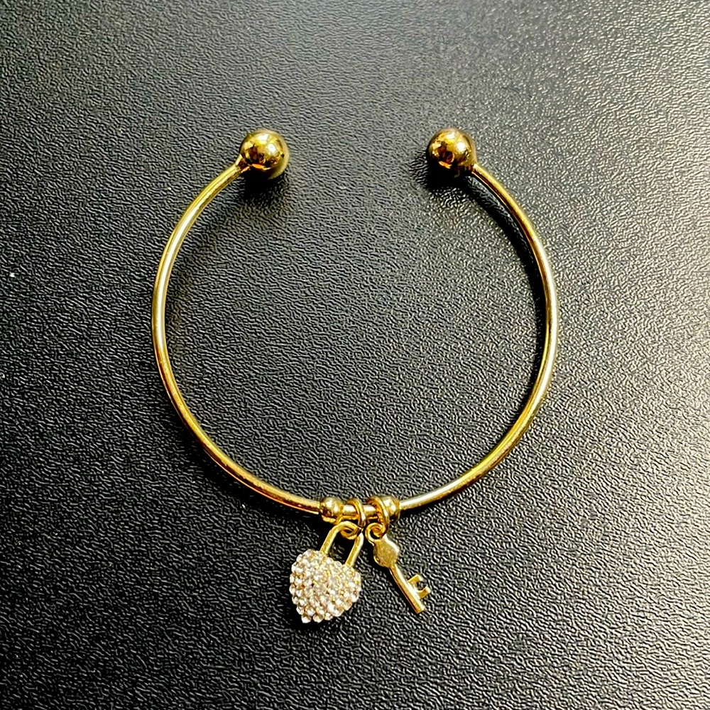 Cubic zirconia heart Gold Tone Bracelet